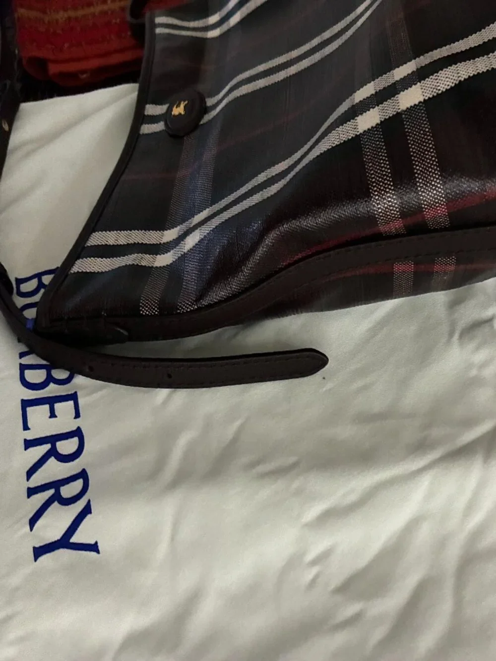 Burberry Highlands Small Shoulder Bag NWT-Mahogany AUTHENTIC